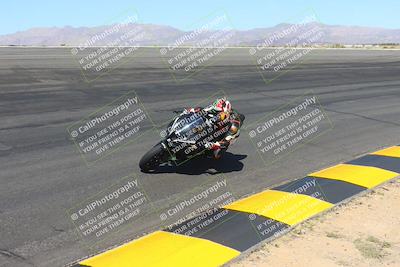 media/May-06-2024-Moto Forza (Mon) [[b33359f27d]]/1-Advanced/Session 2 (Bowl)/